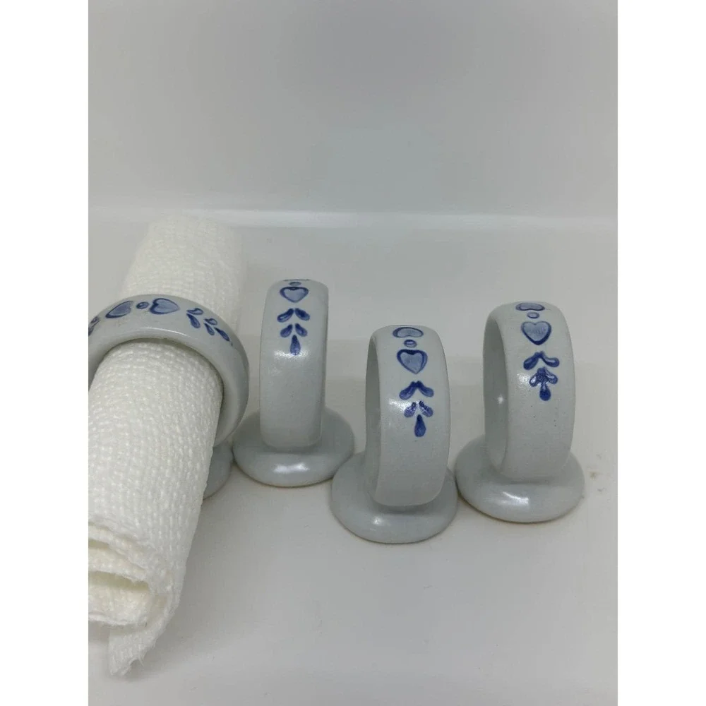 VTG Pfaltzgraff Yorktowne Napkin Rings Blue Gray Stoneware Heart Floral Set of 4